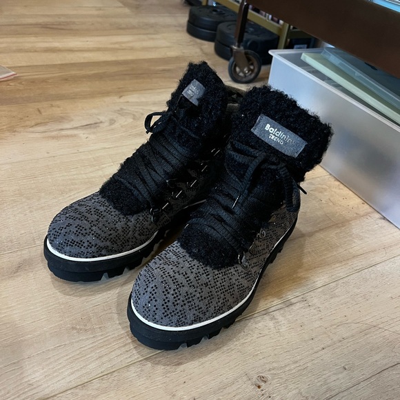 Baldinini Shoes - Baldinini Trend High-Top Winter Sneakers EU 38 / US 7.5–8 – Shearling Trim – New